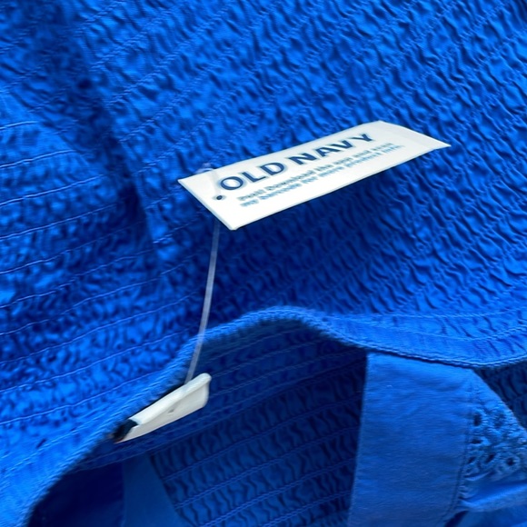 bright blue cute top perfect for summer. new with tags - Picture 4 of 4